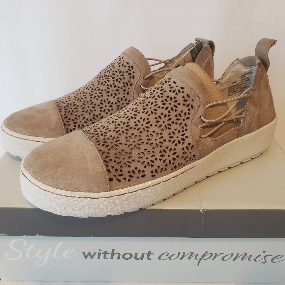 JBU by Jambu Women's Erin Sneaker Shoes Taupe Size 7.5
